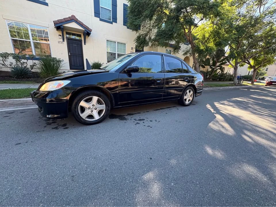 2005 Honda Civic 7th Gen - Image 2 of 13