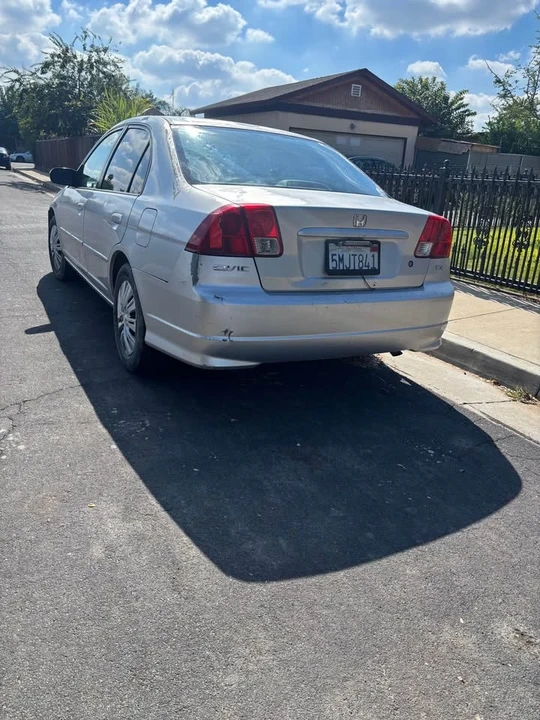 2005 Honda Civic 7th Gen - Image 4 of 8
