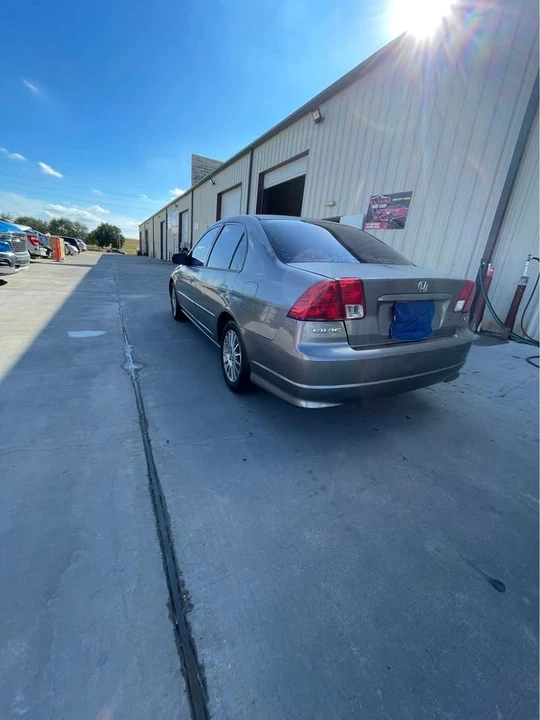 2005 Honda Civic 7th Gen - Image 3 of 6