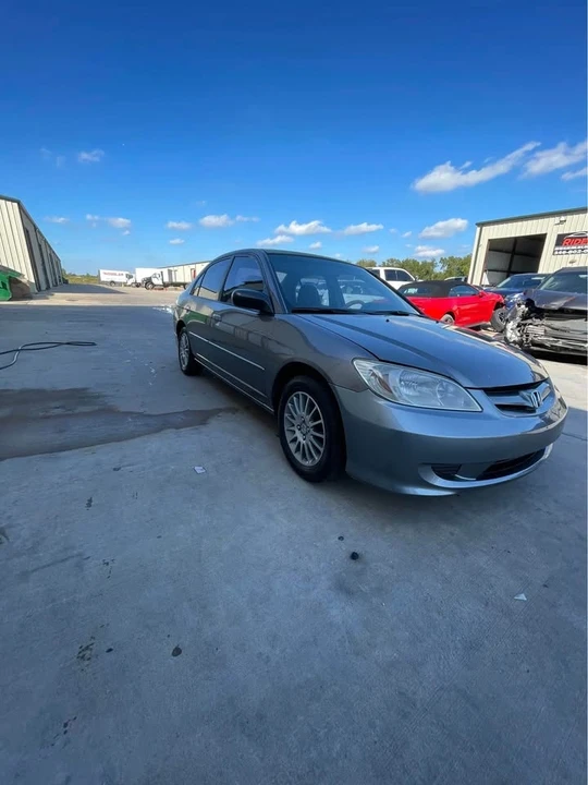 2005 Honda Civic 7th Gen - Image 2 of 6