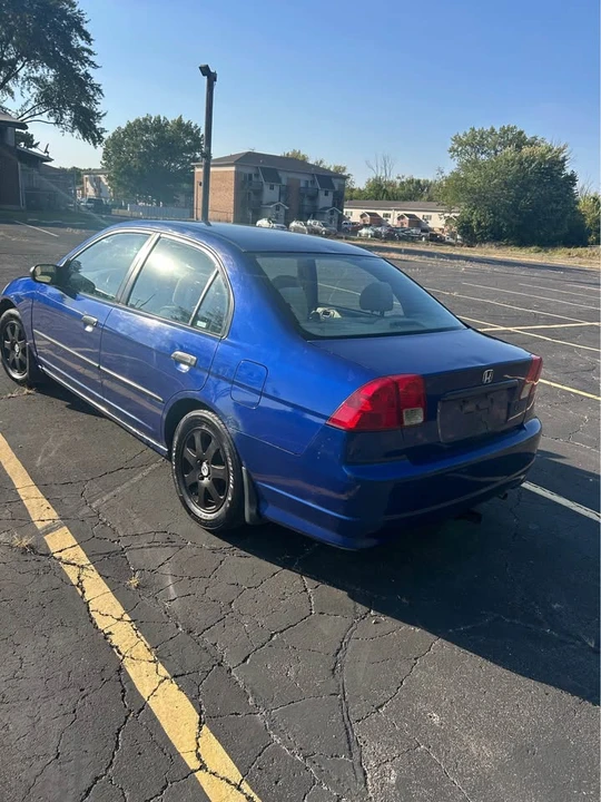 2005 Honda Civic 7th Gen - Image 4 of 10