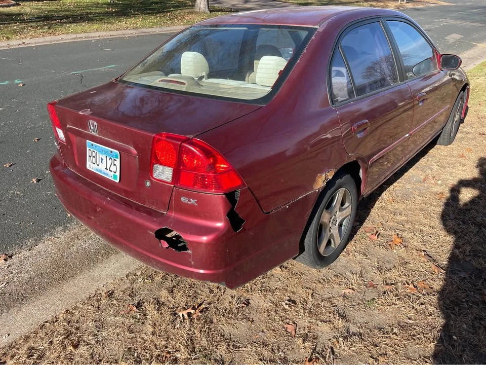 2005 Honda Civic 7th Gen - Image 2 of 11