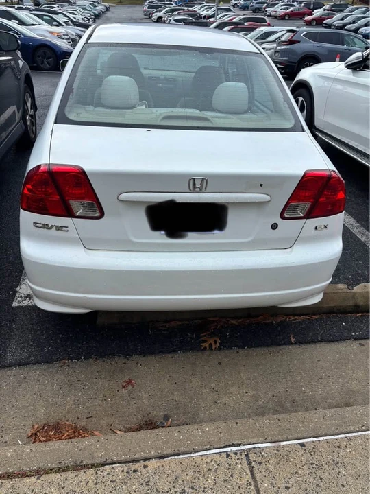 2005 Honda Civic 7th Gen - Image 8 of 14