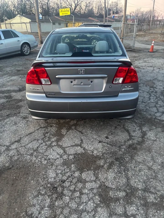 2005 Honda Civic 7th Gen - Image 6 of 13