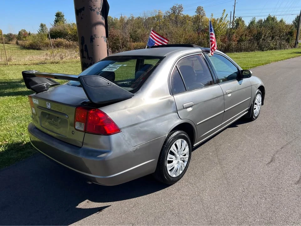 2005 Honda Civic 7th Gen - Image 4 of 19