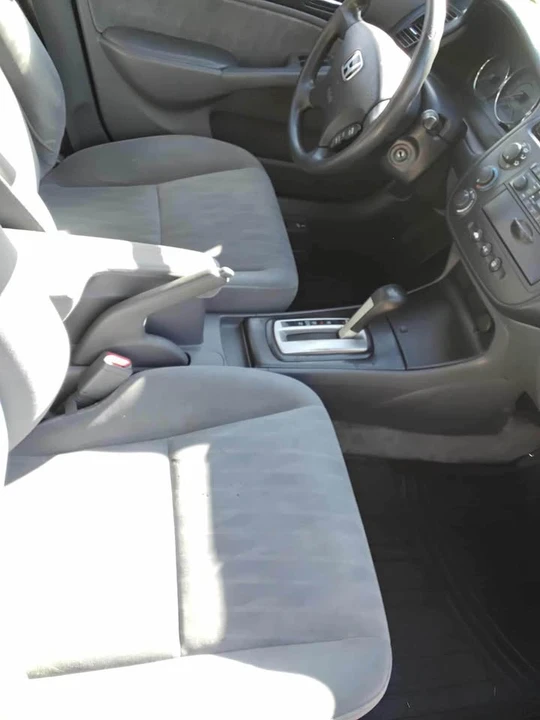 2005 Honda Civic 7th Gen - Image 8 of 12