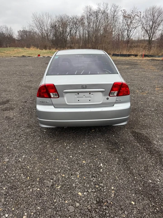 2005 Honda Civic 7th Gen - Image 5 of 11