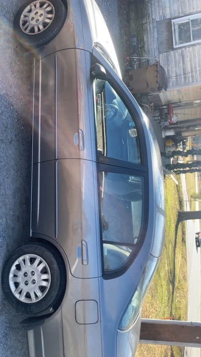 2005 Honda Civic 7th Gen - Image 5 of 7