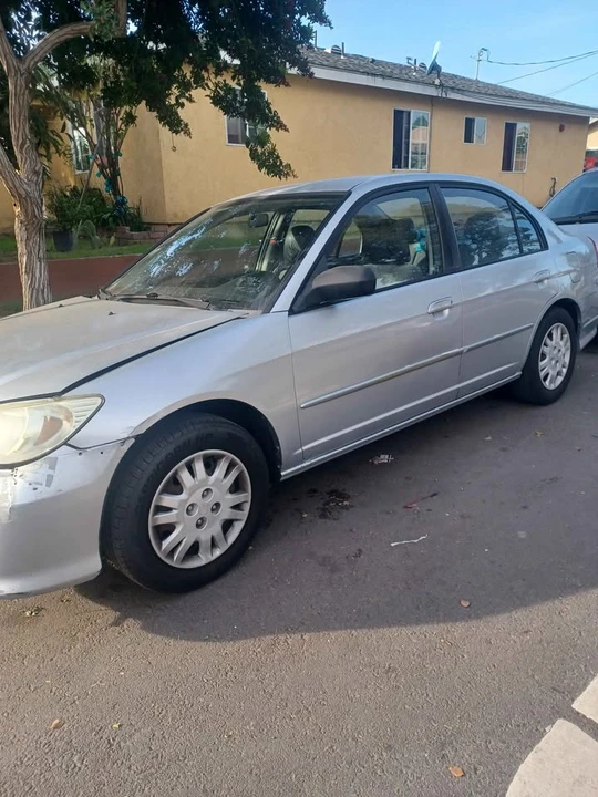 2005 Honda Civic 7th Gen - Image 2 of 6
