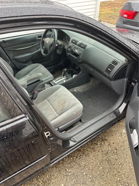 2005 Honda Civic 7th Gen - Image 7 of 8