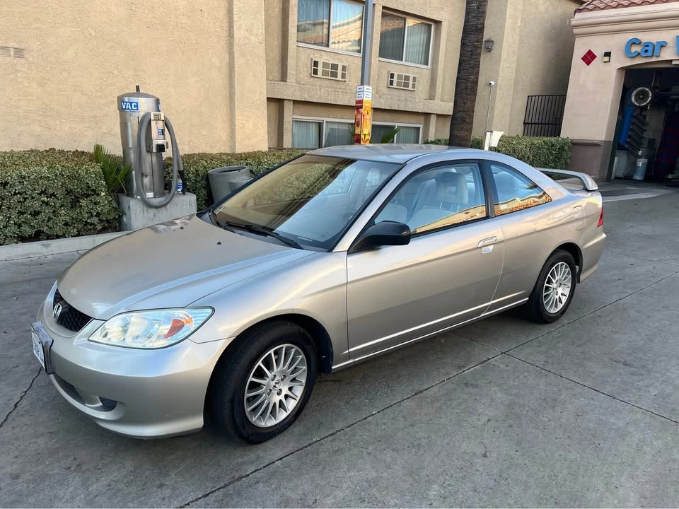 2005 Honda Civic 7th Gen - Image 3 of 8