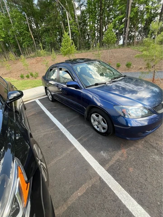2005 Honda Civic 7th Gen - Image 3 of 7