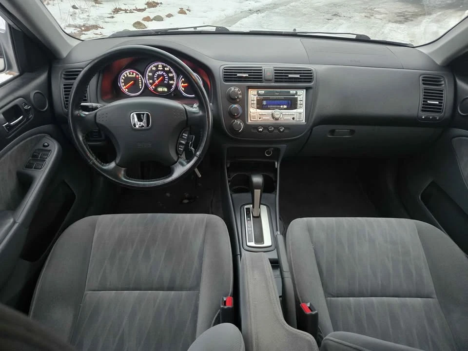 2005 Honda Civic 7th Gen - Image 8 of 10