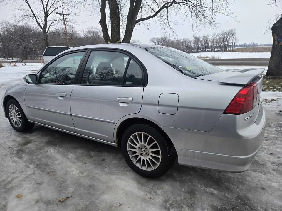 2005 Honda Civic 7th Gen - Image 6 of 10