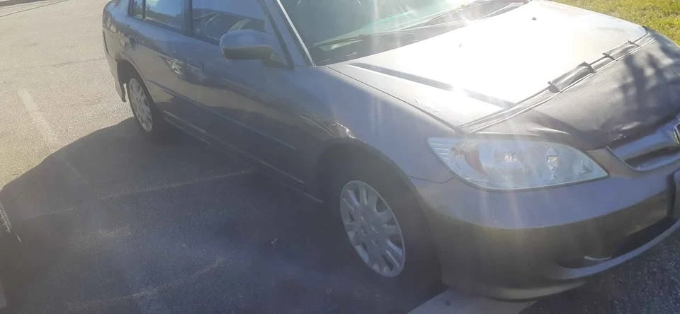 2005 Honda Civic 7th Gen - Image 9 of 13