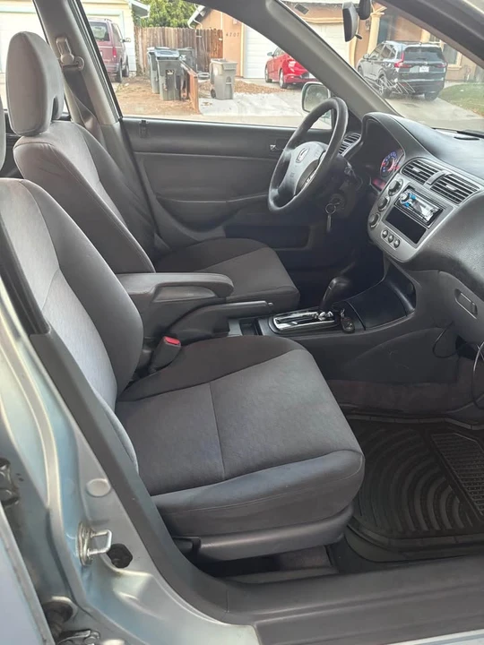 2005 Honda Civic 7th Gen - Image 12 of 20