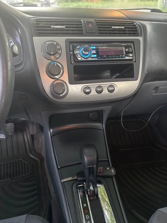 2005 Honda Civic 7th Gen - Image 18 of 20