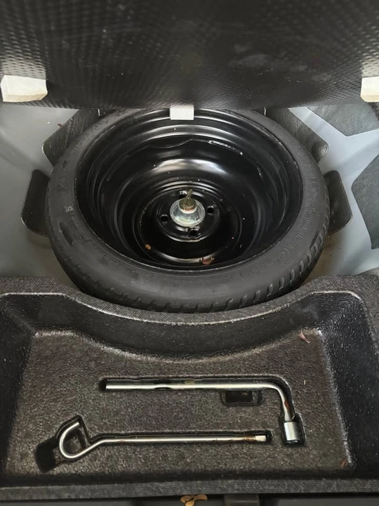 2005 Honda Civic 7th Gen - Image 15 of 20