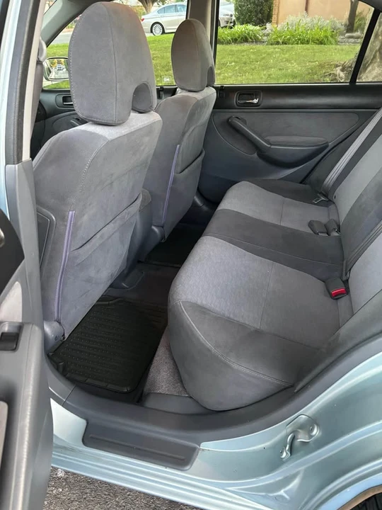 2005 Honda Civic 7th Gen - Image 11 of 20
