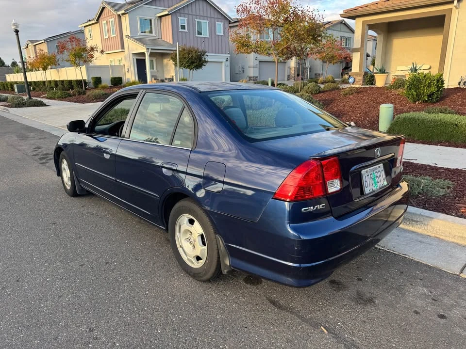 2005 Honda Civic 7th Gen - Image 6 of 9