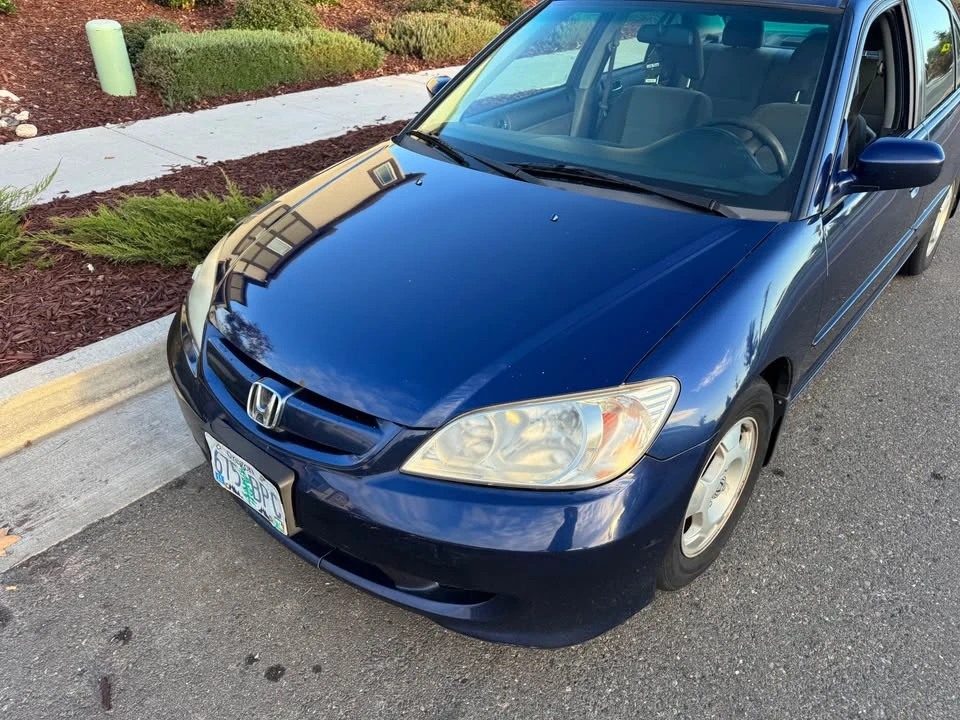 2005 Honda Civic 7th Gen - Image 2 of 9