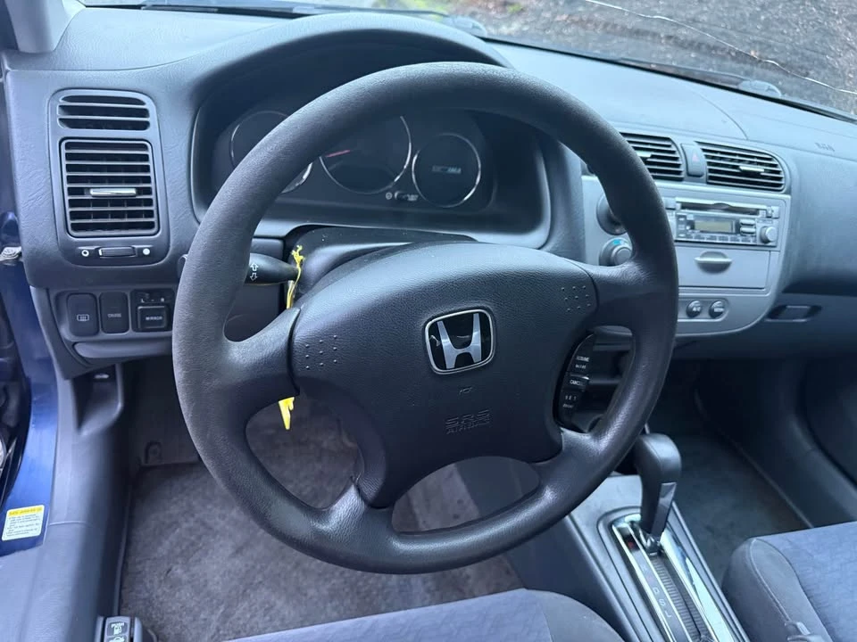 2005 Honda Civic 7th Gen - Image 11 of 15