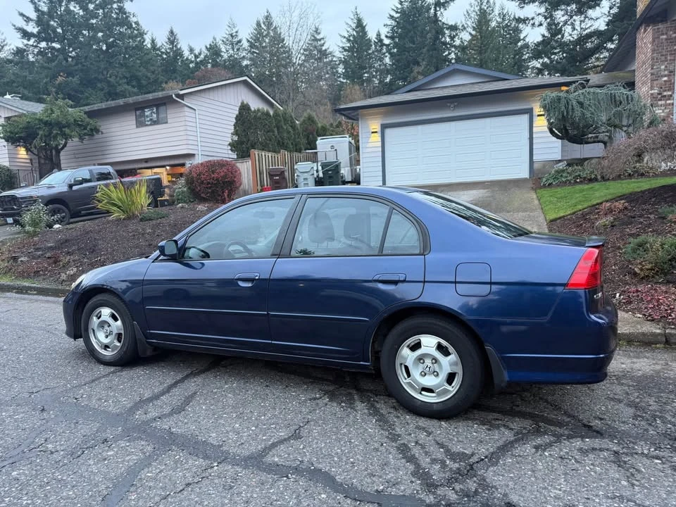 2005 Honda Civic 7th Gen - Image 3 of 15