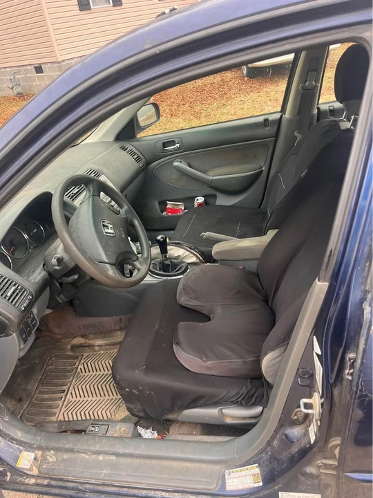 2005 Honda Civic 7th Gen - Image 4 of 8