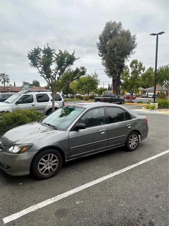 2005 Honda Civic 7th Gen - Image 2 of 7