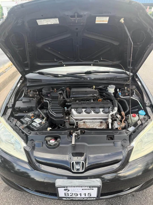 2005 Honda Civic 7th Gen - Image 6 of 9