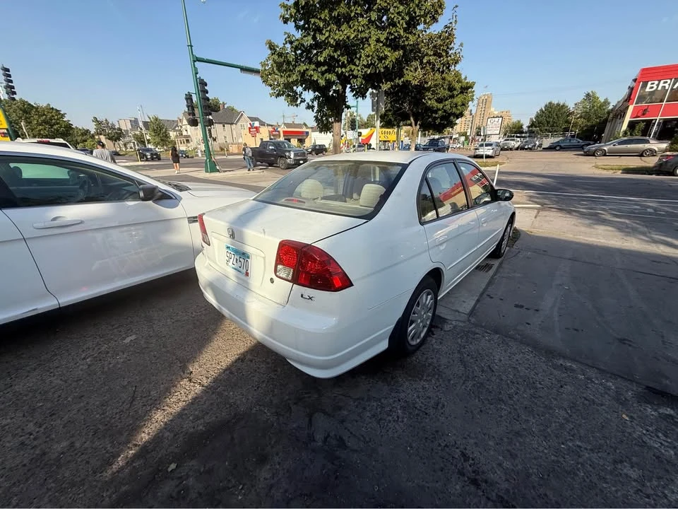 2005 Honda Civic 7th Gen - Image 4 of 6