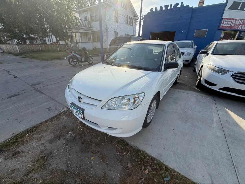 2005 Honda Civic 7th Gen - Image 2 of 6