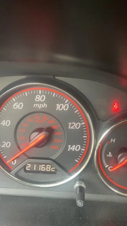 2005 Honda Civic 7th Gen - Image 3 of 7
