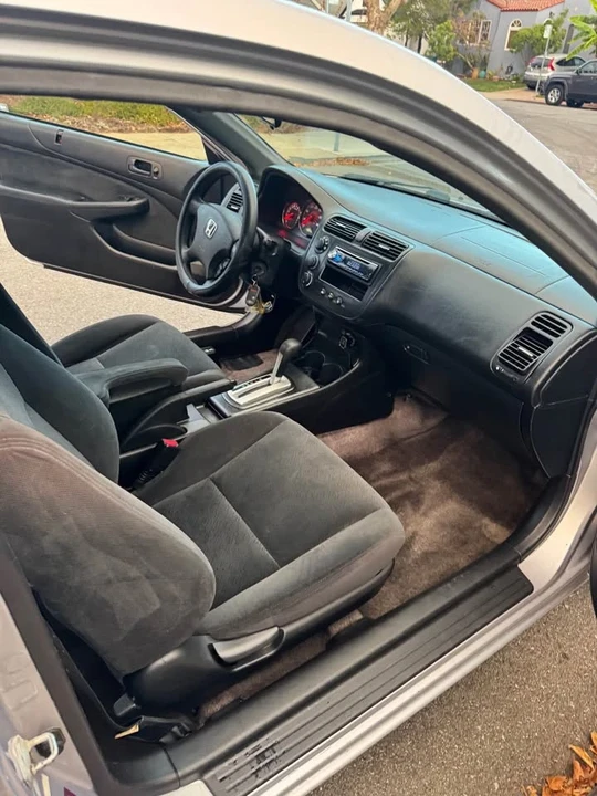 2005 Honda Civic 7th Gen - Image 9 of 11