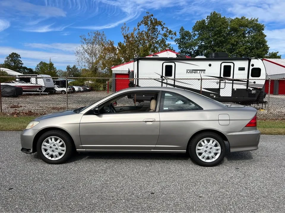 2005 Honda Civic 7th Gen - Image 4 of 16