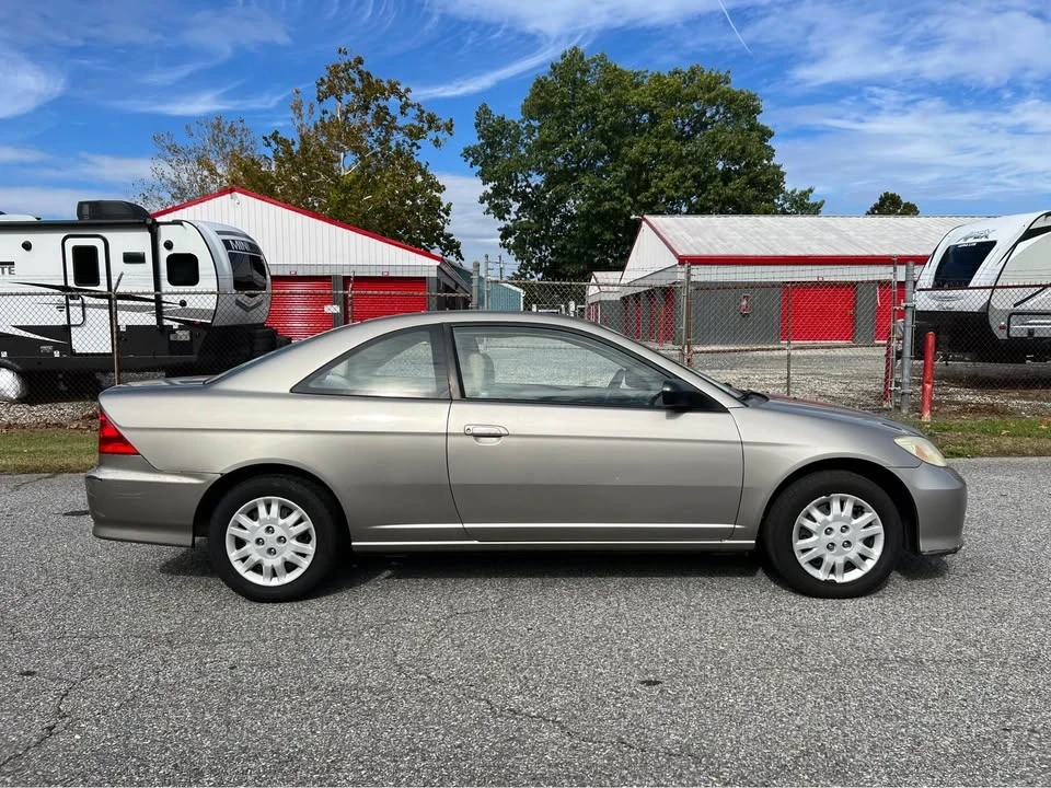 2005 Honda Civic 7th Gen - Image 5 of 16