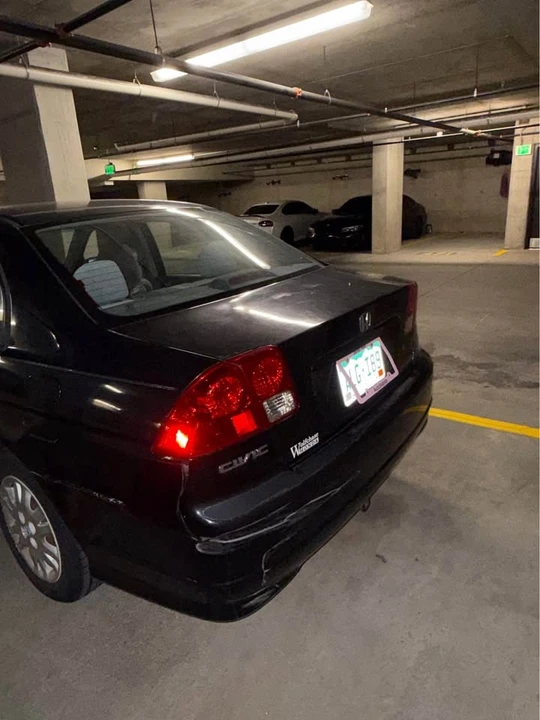 2005 Honda Civic 7th Gen - Image 5 of 12