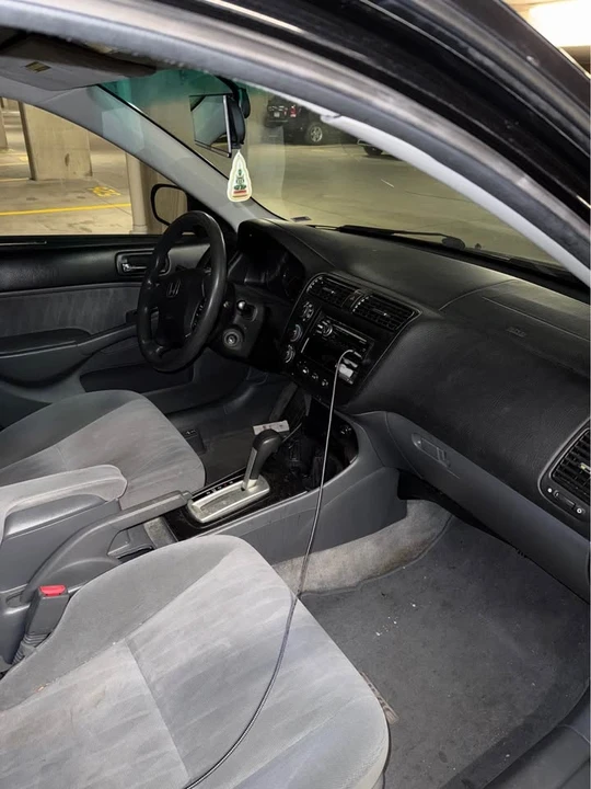 2005 Honda Civic 7th Gen - Image 7 of 12