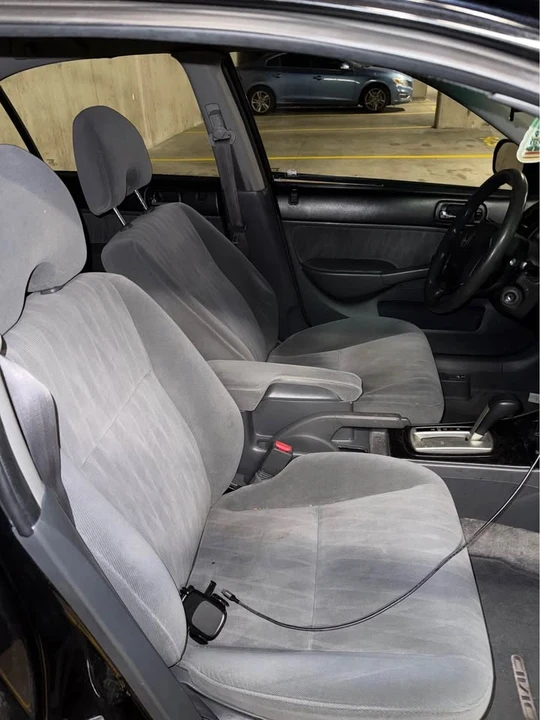 2005 Honda Civic 7th Gen - Image 8 of 12