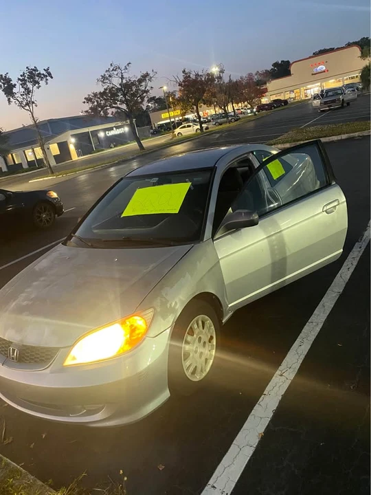 2005 Honda Civic 7th Gen - Image 3 of 4