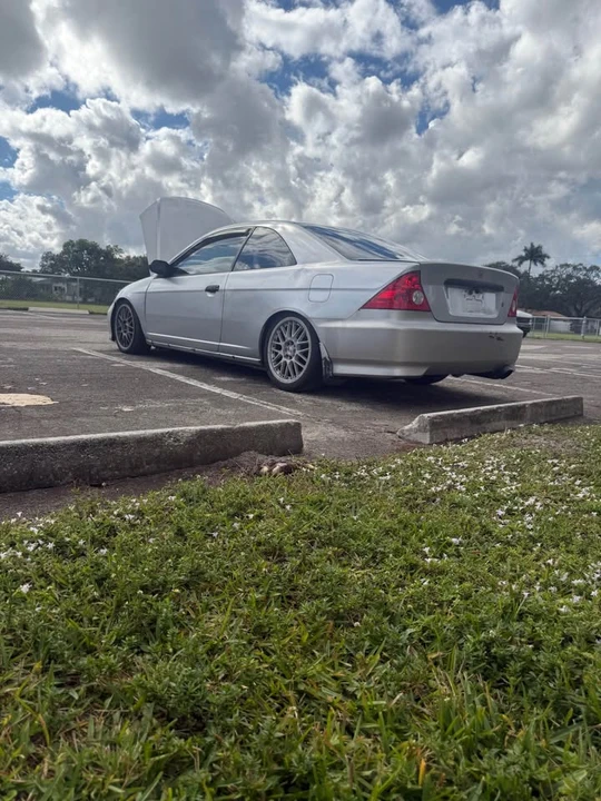 2005 Honda Civic 7th Gen - Image 13 of 20
