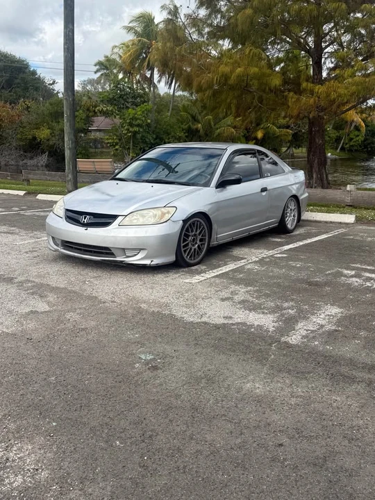 2005 Honda Civic 7th Gen - Image 3 of 20