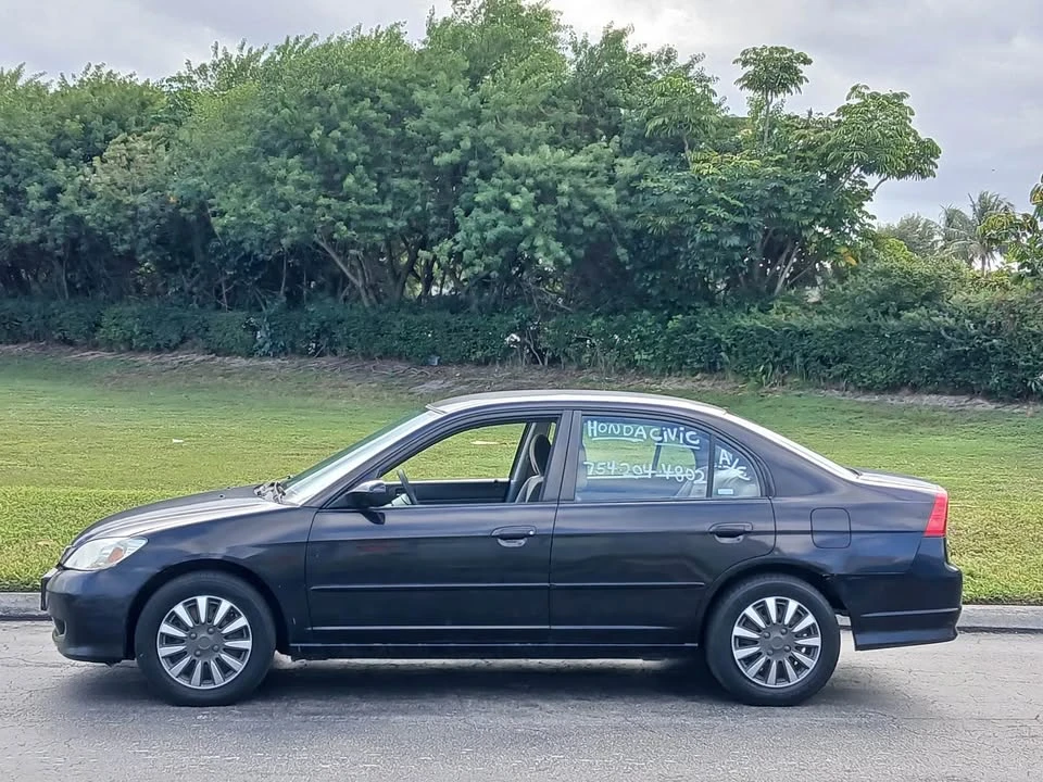 2005 Honda Civic 7th Gen - Image 4 of 7