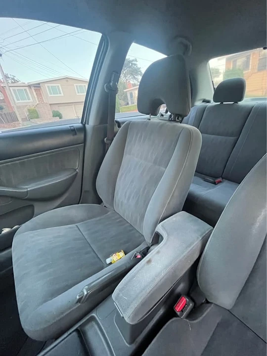 2005 Honda Civic 7th Gen - Image 11 of 15