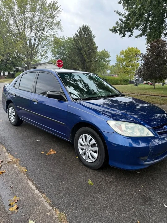2005 Honda Civic 7th Gen - Image 2 of 8