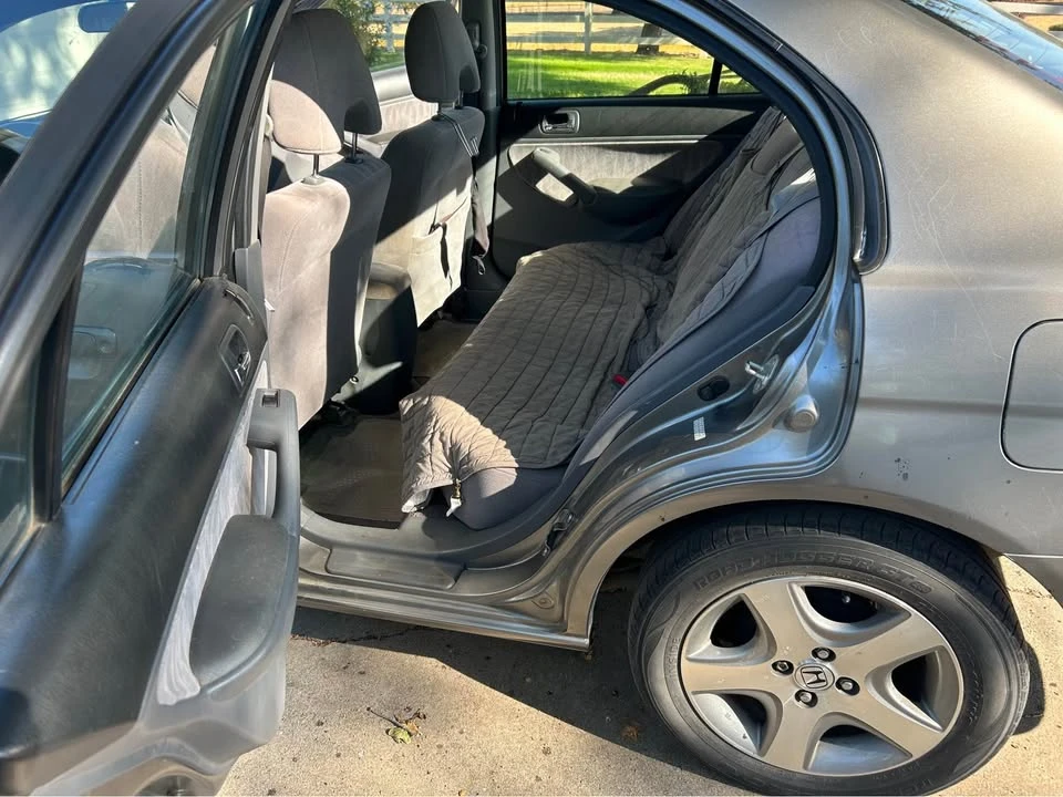 2005 Honda Civic 7th Gen - Image 4 of 7