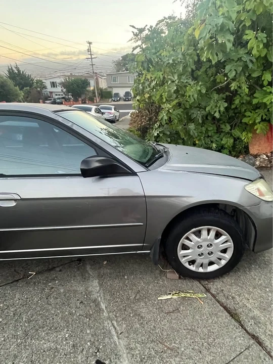 2005 Honda Civic 7th Gen - Image 6 of 15
