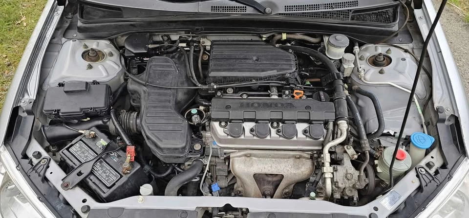 2005 Honda Civic 7th Gen - Image 7 of 9