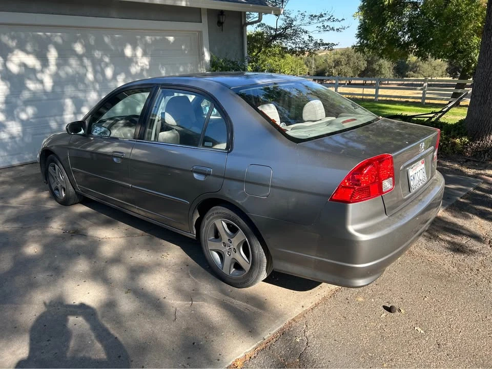 2005 Honda Civic 7th Gen - Image 3 of 7