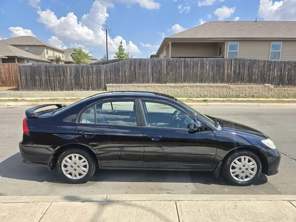 2005 Honda Civic 7th Gen - Image 5 of 8